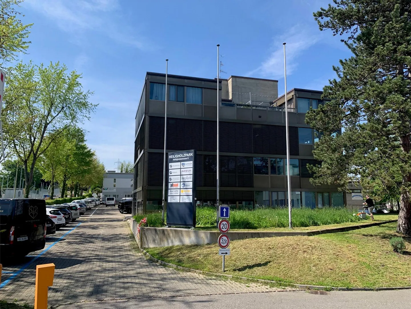 Hybride Gewerbefläche in Münchenstein - Foto 1 von 7