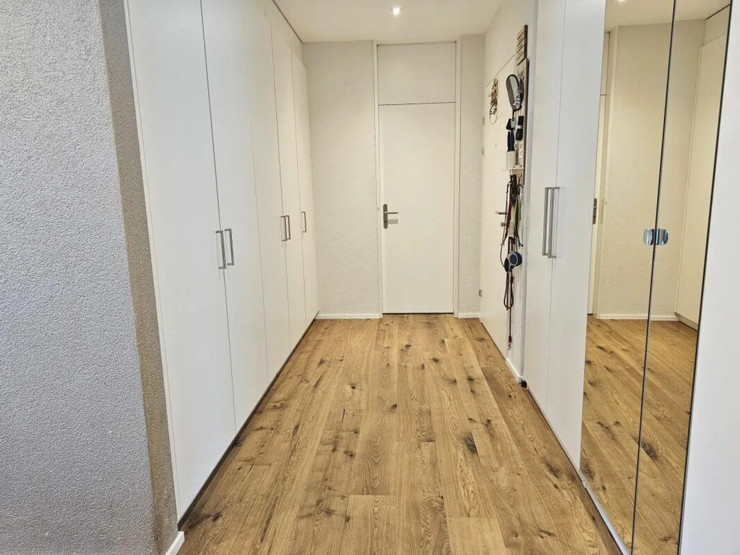 Appartamento con giardino di 4,5 stanze con circa 200 m2 di superficie giardino - Foto 14 di 15