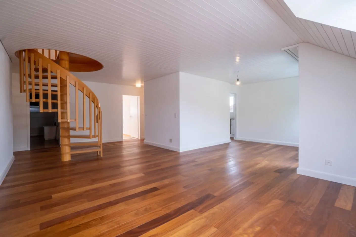 Appartamento duplex con stile - Foto 1 di 8