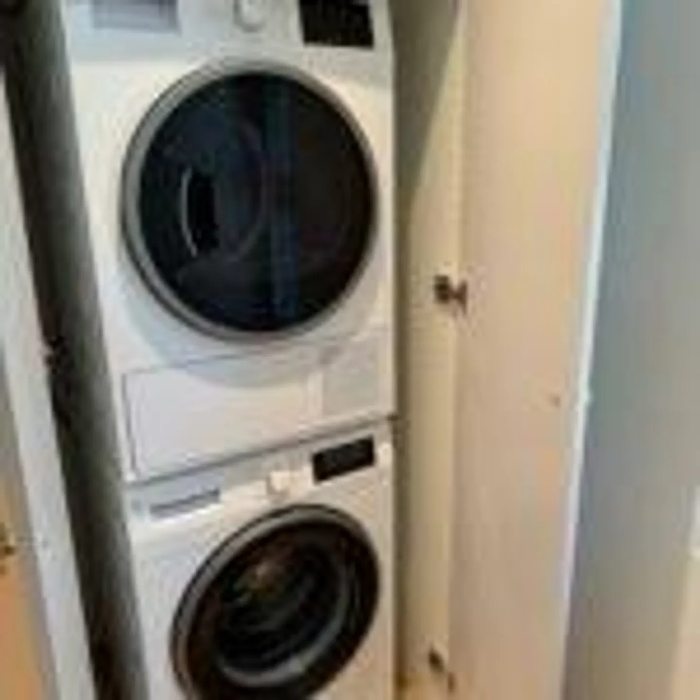 Ref - A46 2.5 room apartment on the 1st floor - Photo 4 of 12