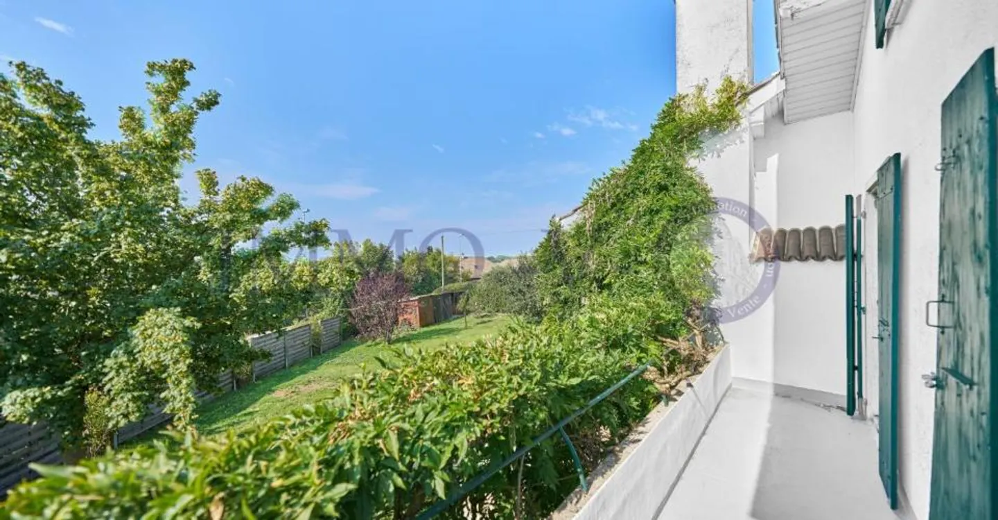 SPACIEUSE ET INDIVIDUELLE AVEC GRAND JARDIN - Foto 10 von 13