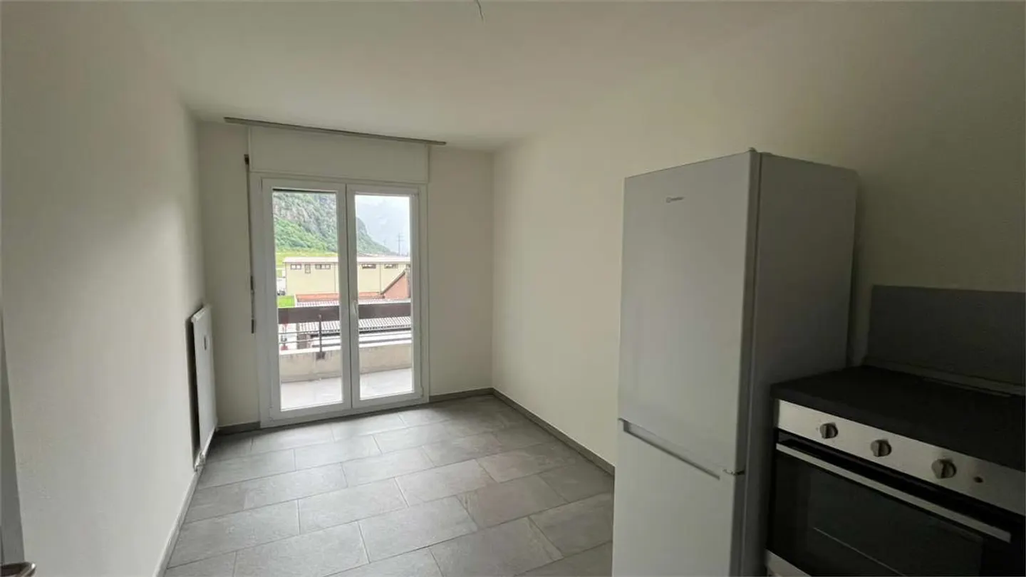 Appartamento spazioso 3,5 locali - Foto 3 di 7