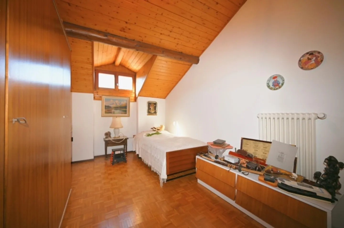 Bâtiment avec 2 appartements, jardin, garage et stockage - Photo 8 sur 15