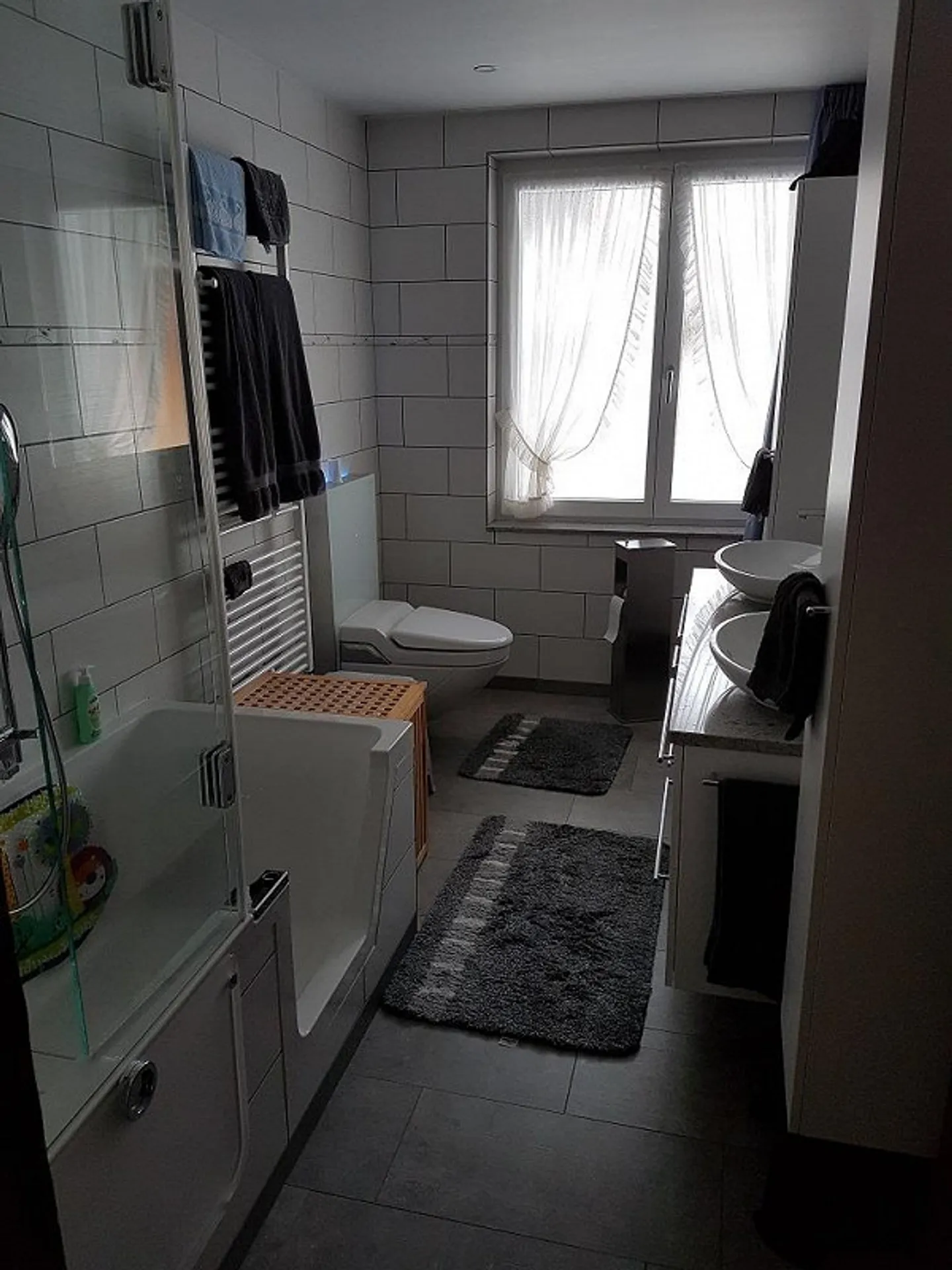 Charmante Wohnung mit Bergblick - Foto 5 von 10