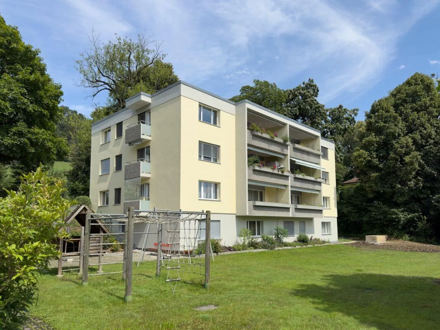 5-Zimmer-Eigentumswohnung an sonniger und kinderfreundlicher Wohnlage - Foto 1 von 30