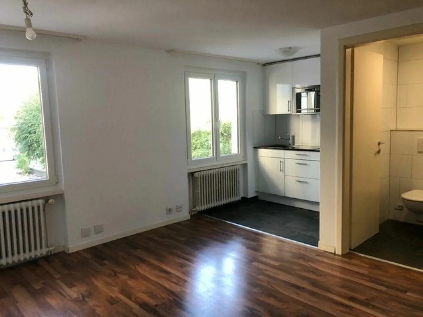 Studio centrale di 1,5 stanze con cucina e bagno - Foto 1 di 9