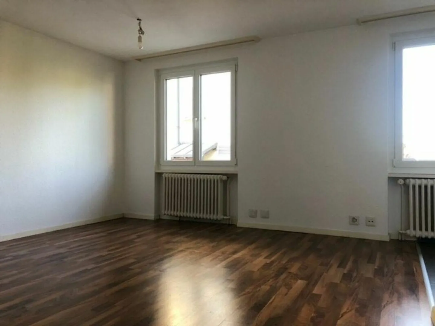 Studio centrale di 1,5 stanze con cucina e bagno - Foto 3 di 9