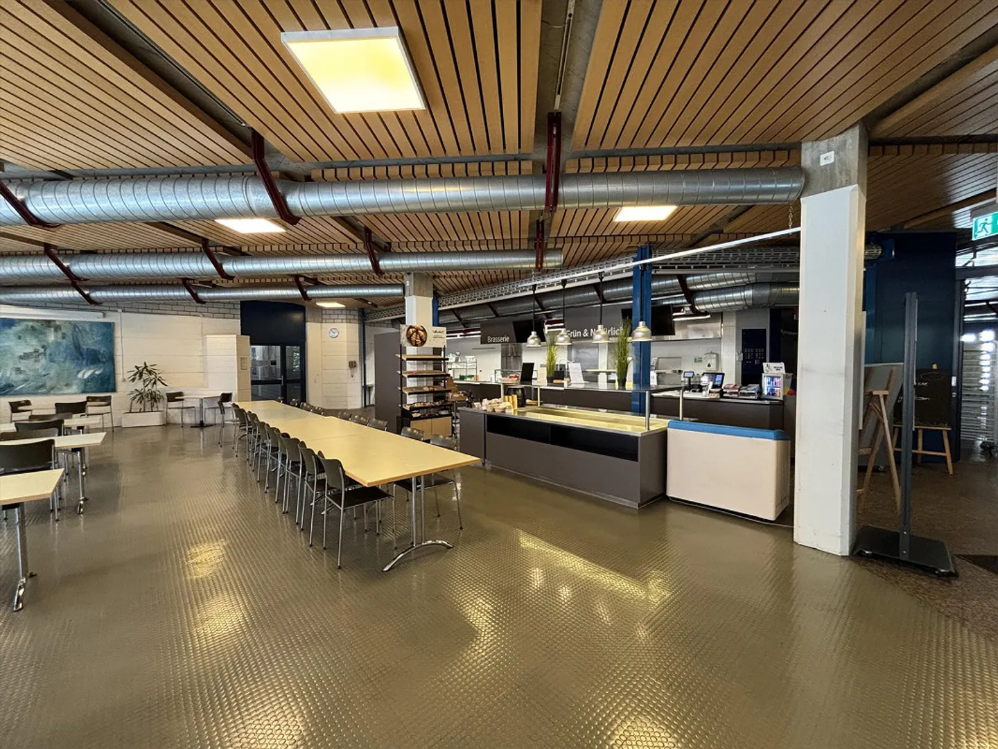 Vielseitige Gastrofläche in Zürich - Foto 2 von 8