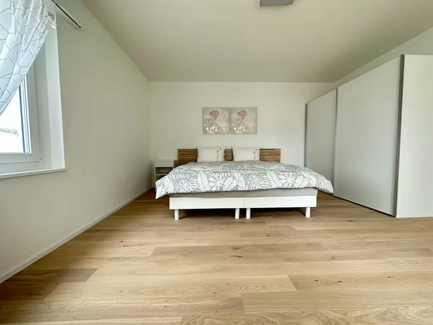 Stylish Room in Co-living Space - Photo 9 of 10