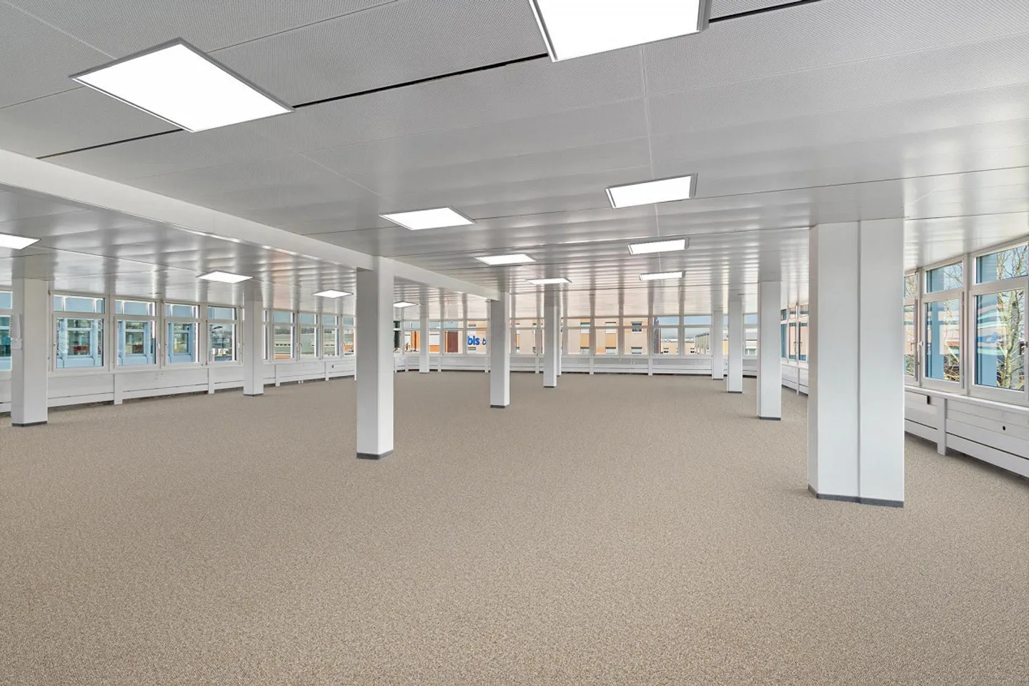 Espace de bureau agrandi avec une flexibilité maximale et une infrastructure attrayante... - Photo 2 sur 13