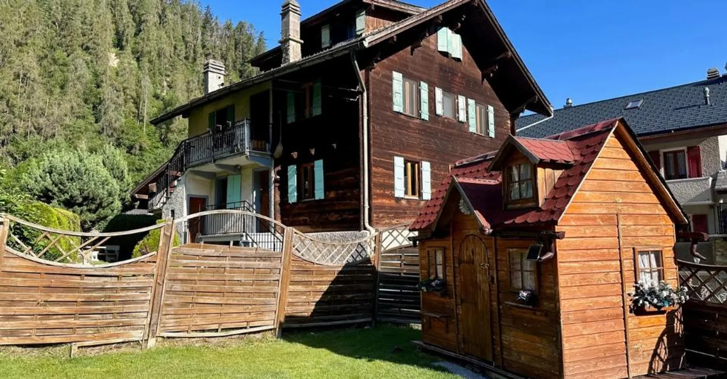 Una mezza casa di paese con 5,5 stanze a Nendaz - Foto 1 di 10