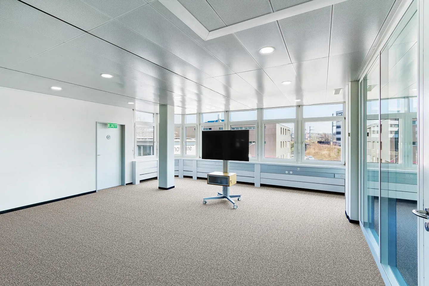 Espace de bureau agrandi avec une flexibilité maximale et une infrastructure attrayante... - Photo 5 sur 13