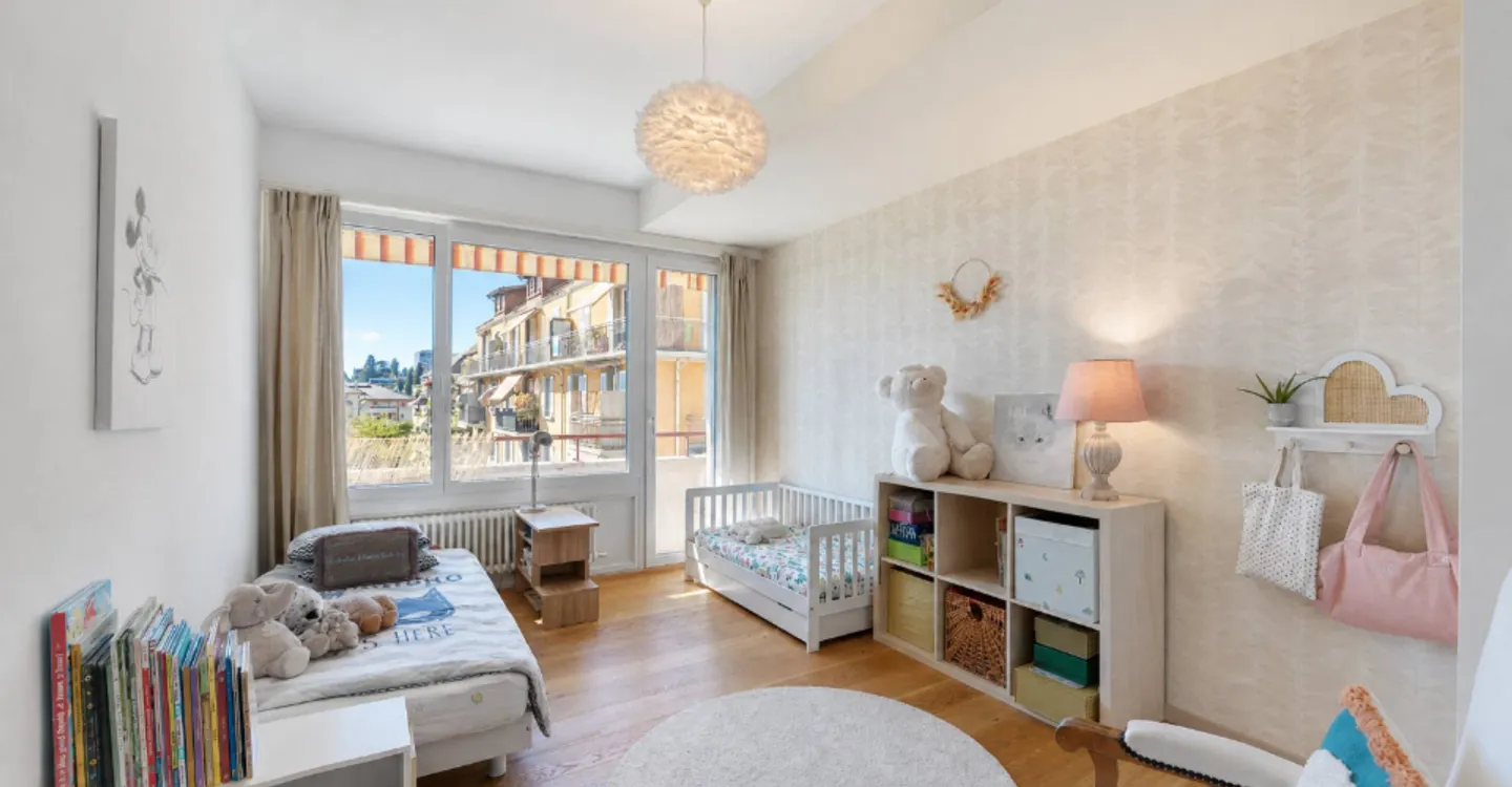 Beautiful fully renovated apartment in a very central location - Photo 6 of 6