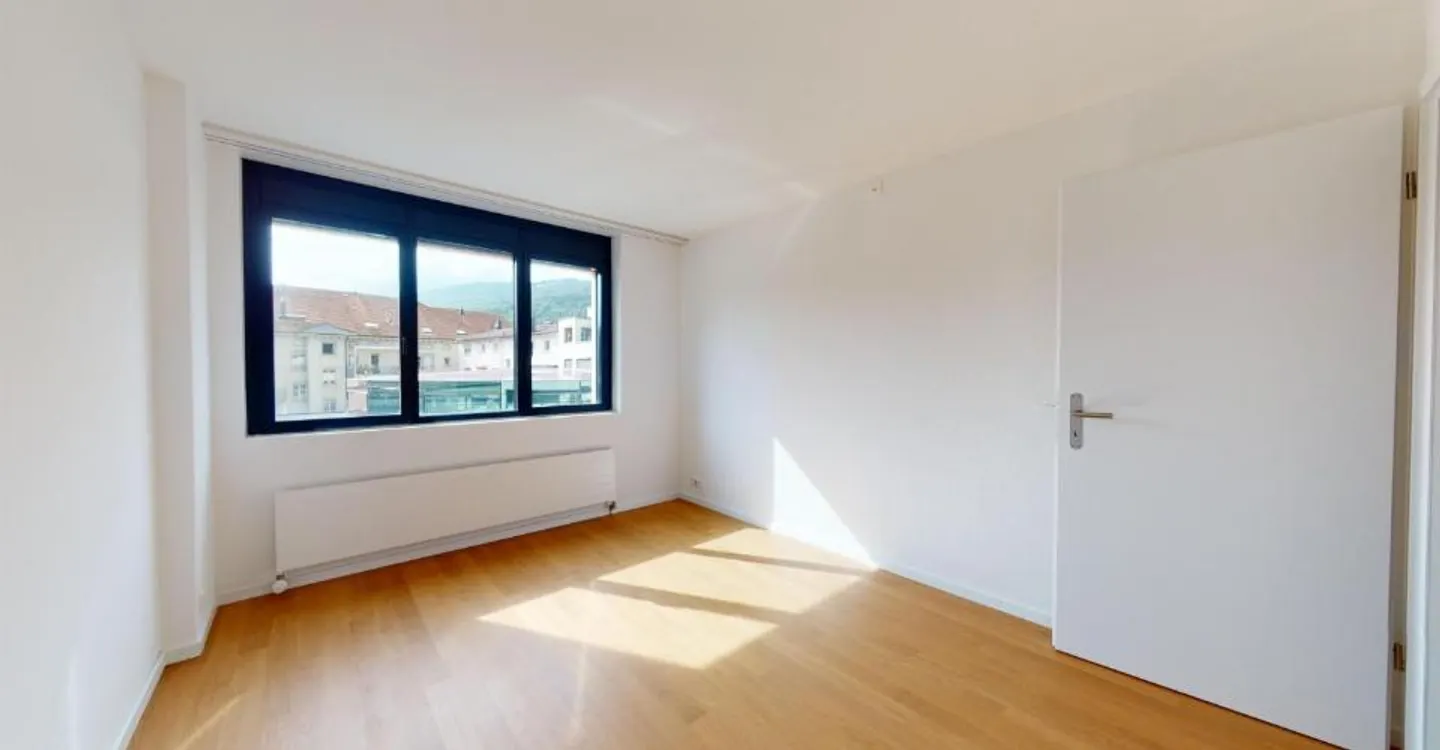 Modernes Apartment in Biel - Foto 5 von 7