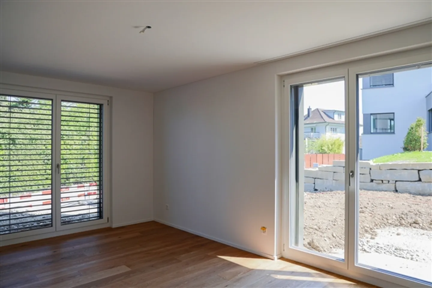 Living with Style and Comfort – Ground Floor Apartment in a Quiet Location - Photo 5 of 8