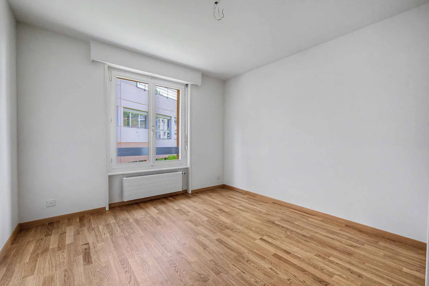 Sublime 4.5 Room Bright Apartment - Grandvaux 18B - Photo 8 of 12
