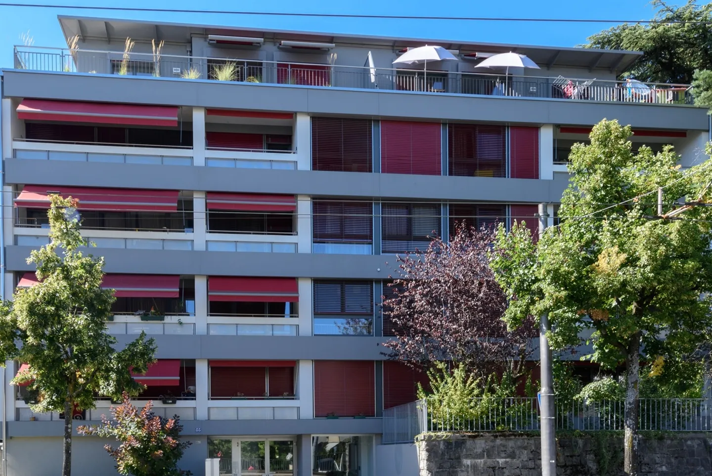 Joli 3.5 pièces à louer jusqu'au 29.02.2028 - Foto 2 di 2