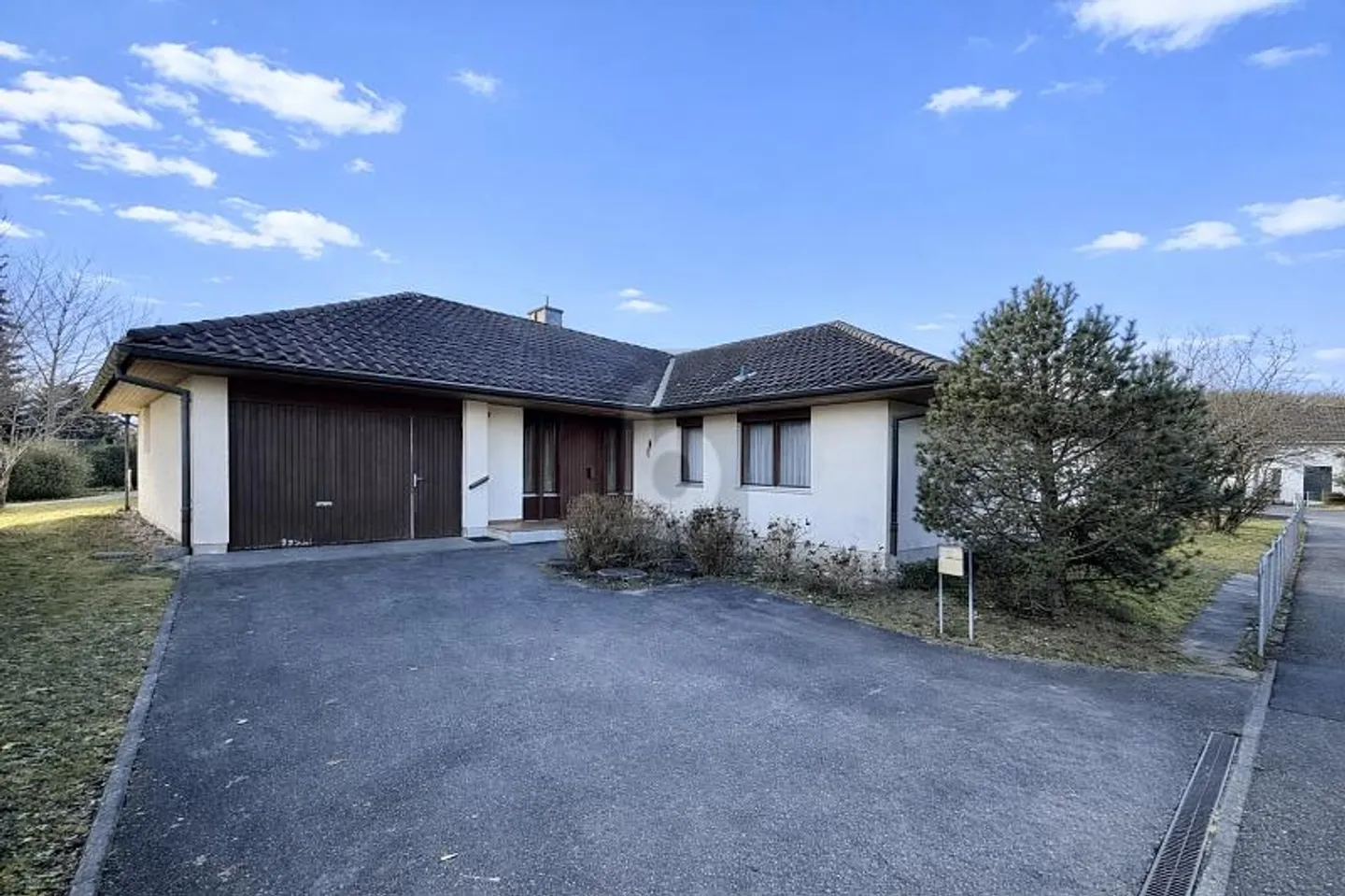 SPAZIOSO, INONDO DI LUCE E VICINO ALLA NATURA - Foto 2 di 5