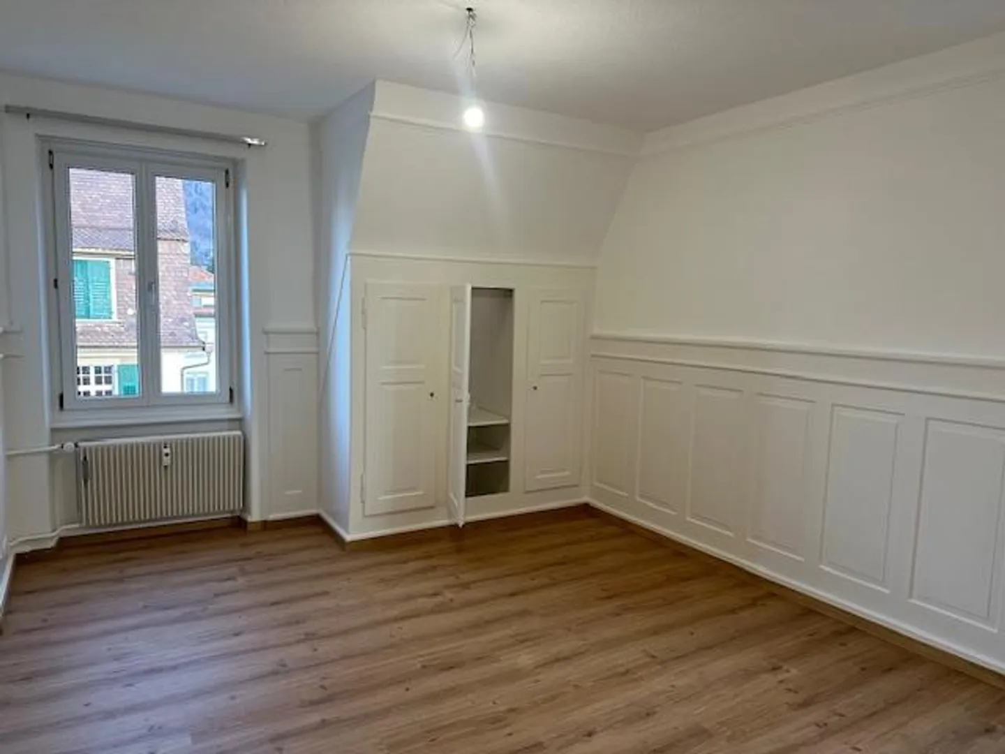 Appartamento d'epoca di 4 stanze al 3° piano / senza ascensore - Foto 14 di 15