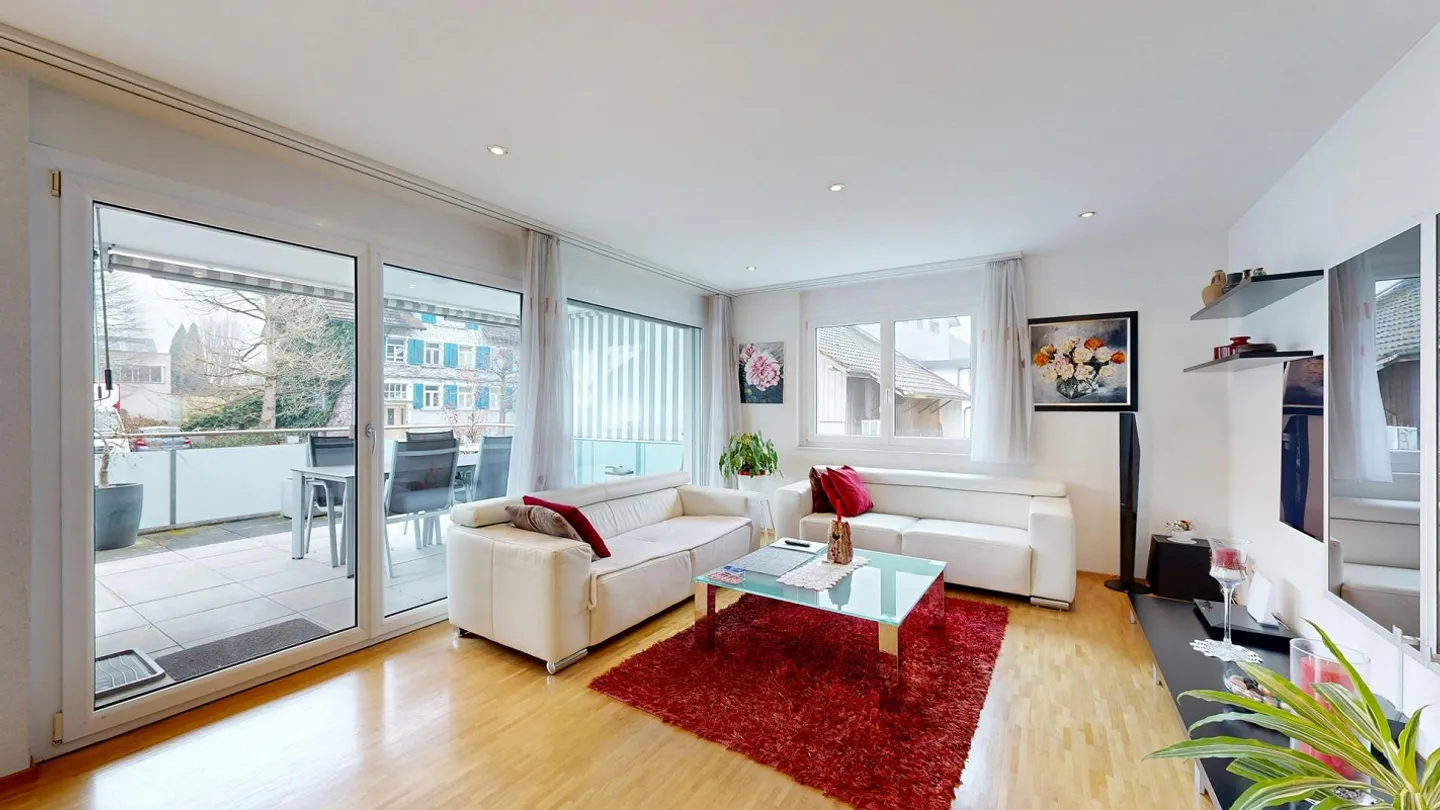 Appartement confortable de 4,5 pièces dans un emplacement central de premier choix - Photo 5 sur 7