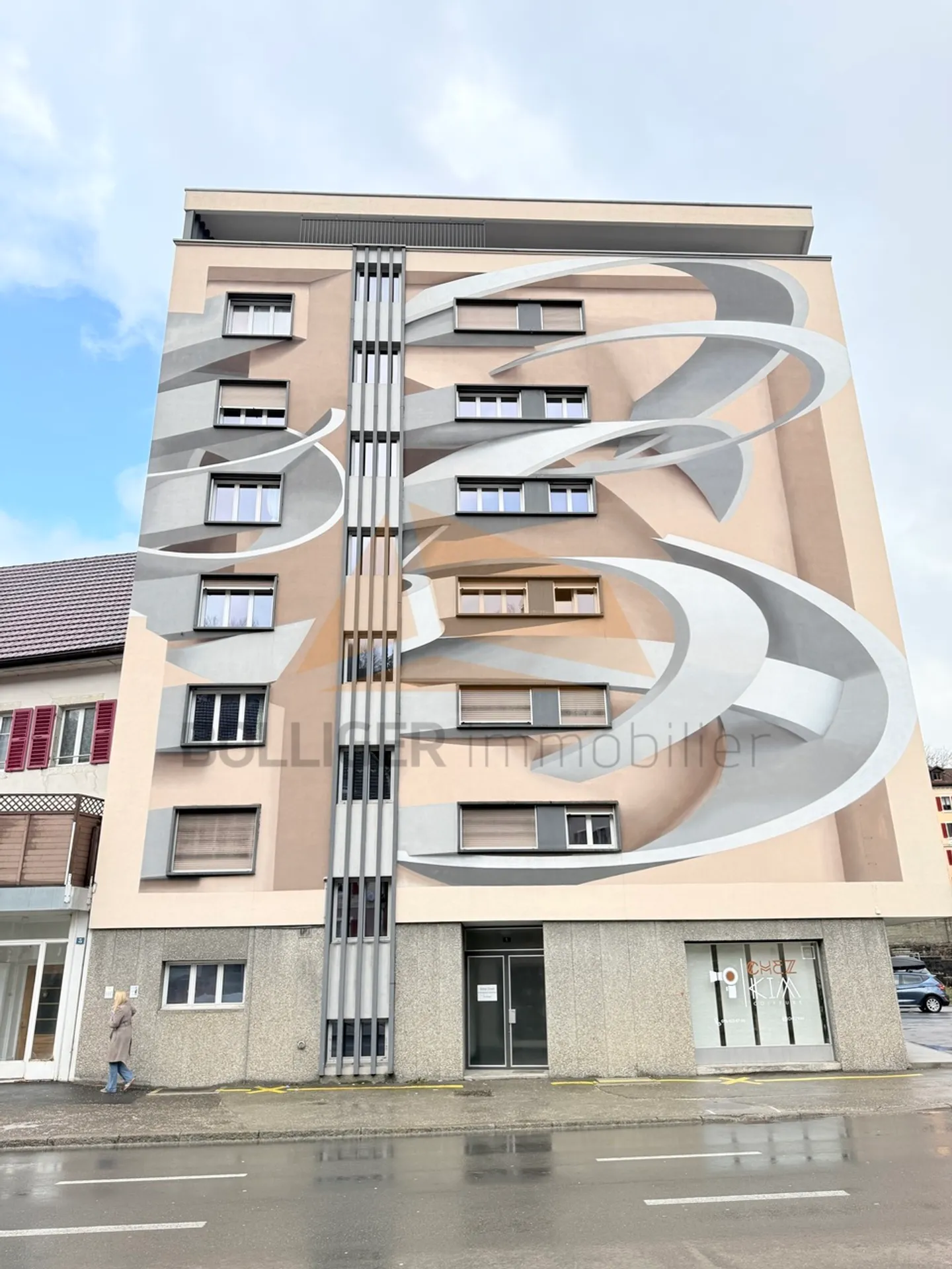 À vendre bâtiment à usage mixte - Photo 2 sur 11