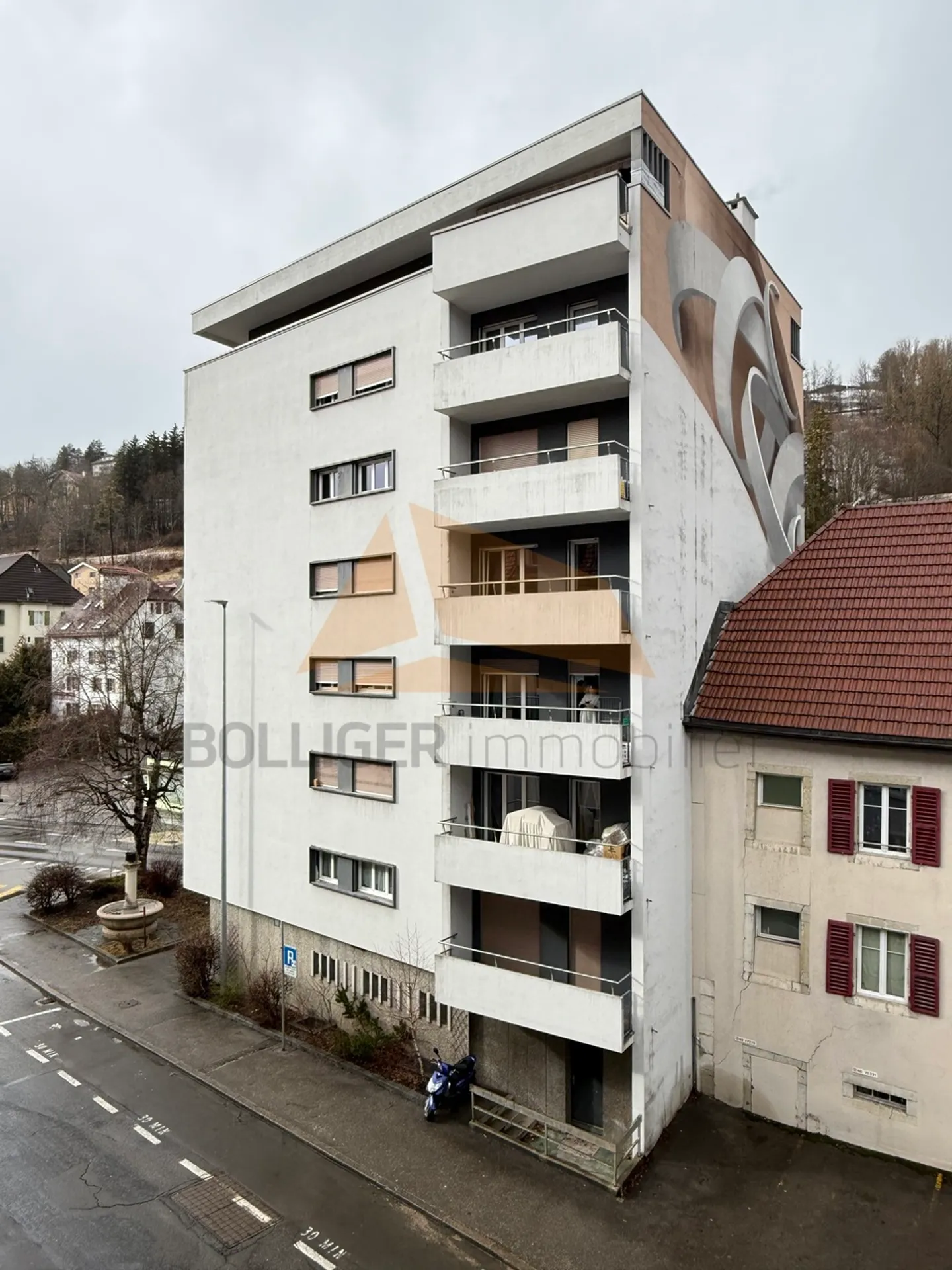 À vendre bâtiment à usage mixte - Photo 3 sur 11