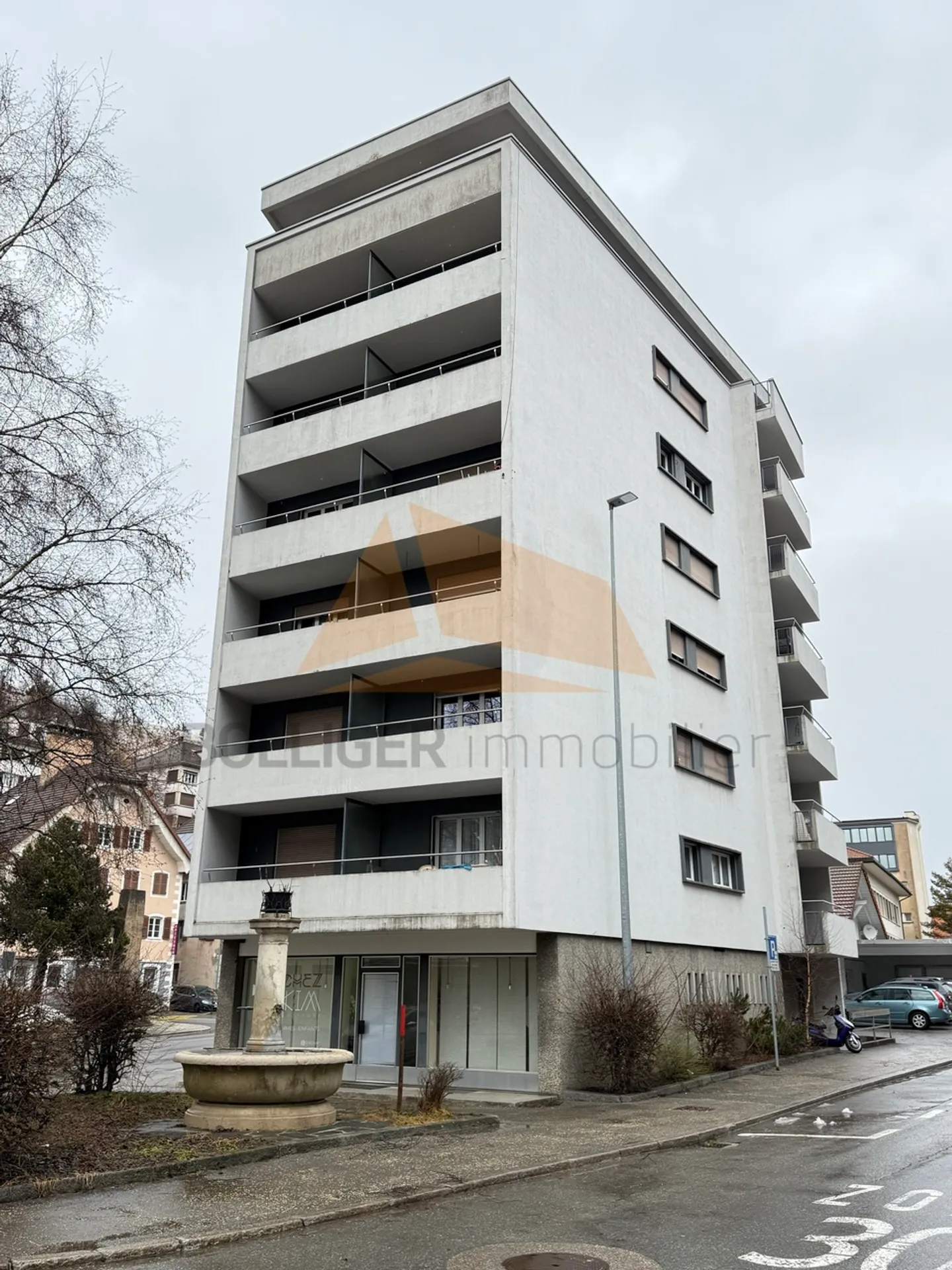 À vendre bâtiment à usage mixte - Photo 4 sur 11