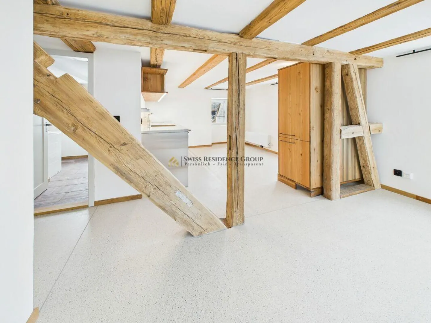 A Home with History and Future - Light and Quiet in Oetwil on the Limmat - Photo 10 of 17