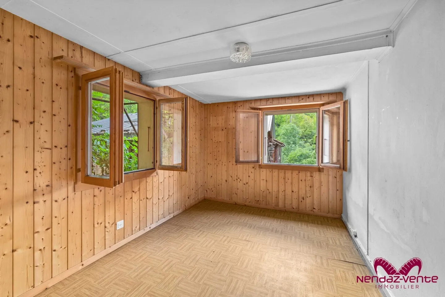 Casa di paese con due appartamenti da ristrutturare a Beuson - Foto 14 di 24