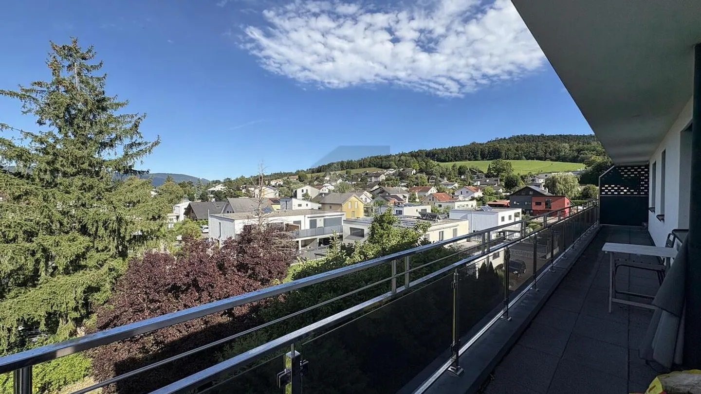 MAGNIFIQUE ATTIQUE AVEC VUE PANORAMIQUE - Photo 2 sur 6