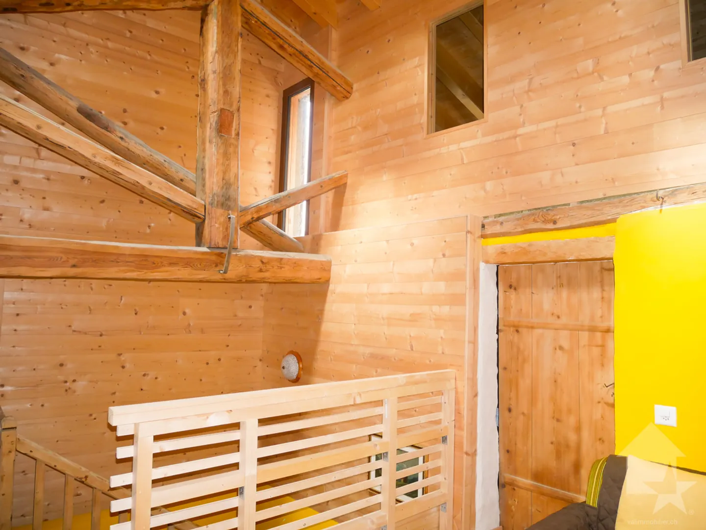 Casa di villaggio atipica con possibile ampliamento! - Foto 3 di 16