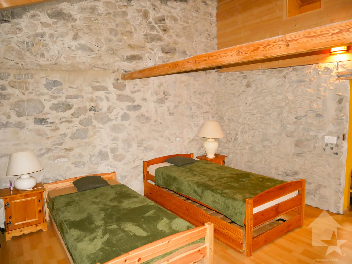 Casa di villaggio atipica con possibile ampliamento! - Foto 6 di 16