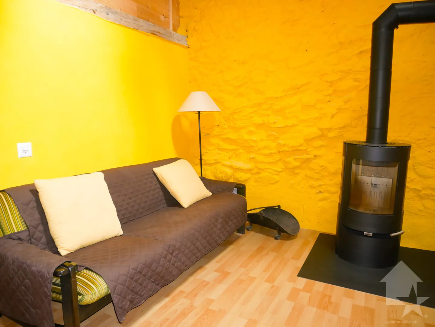 Casa di villaggio atipica con possibile ampliamento! - Foto 7 di 16