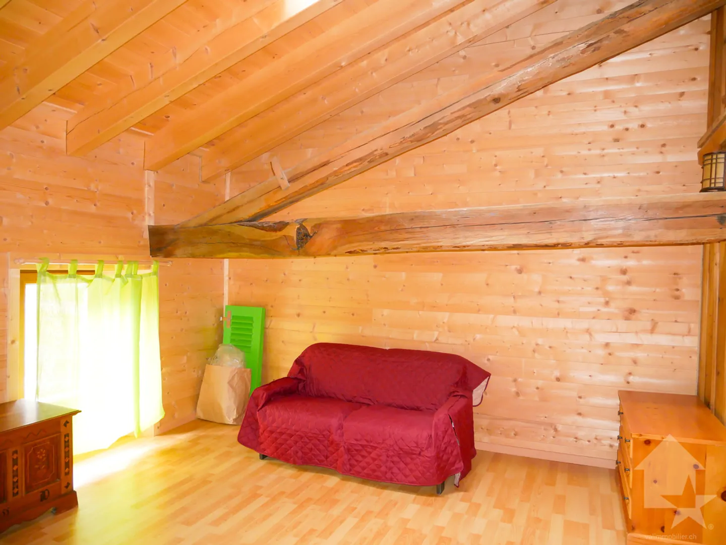 Casa di villaggio atipica con possibile ampliamento! - Foto 9 di 16