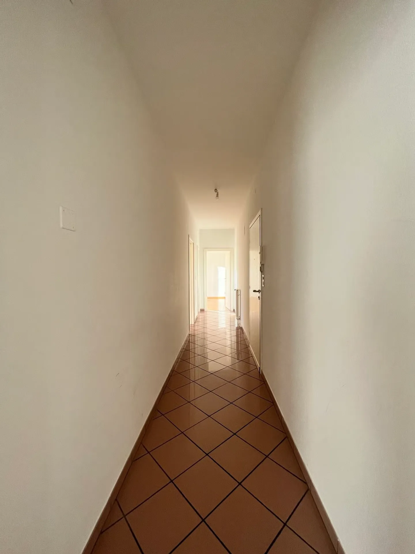 SEMENTINA, Geräumige und komfortable 3½-Raum-Vermietung - Foto 6 von 9