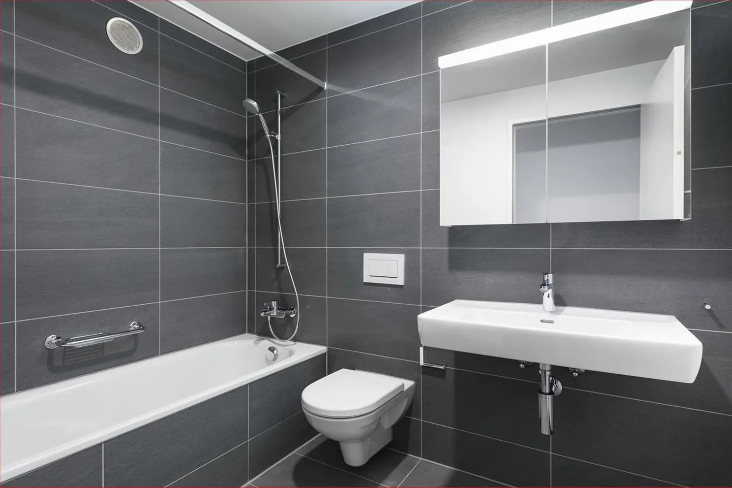 Apartment for rent - Photo 4 of 6