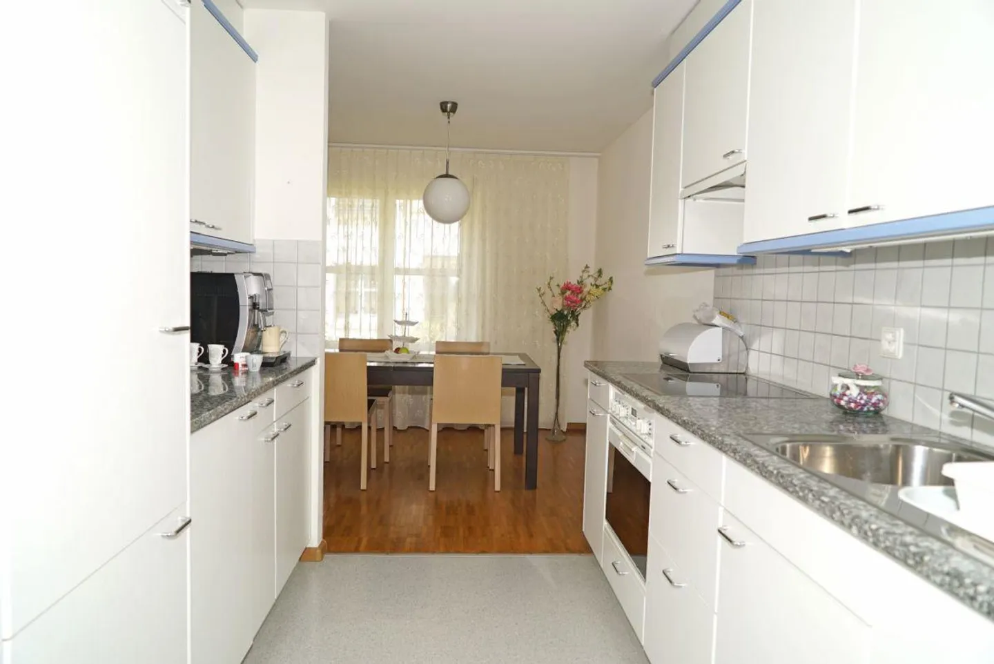 3.5-Zimmer-Gartenwohnung mit viel Privatsphäre - Foto 5 von 8