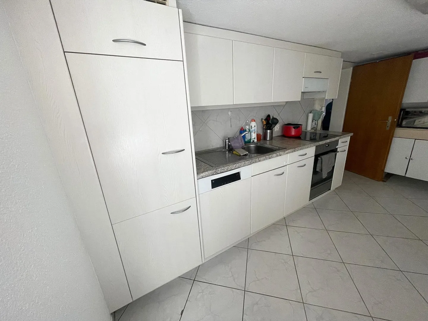 Beautiful 5-room apartment in the attic - Photo 2 of 10