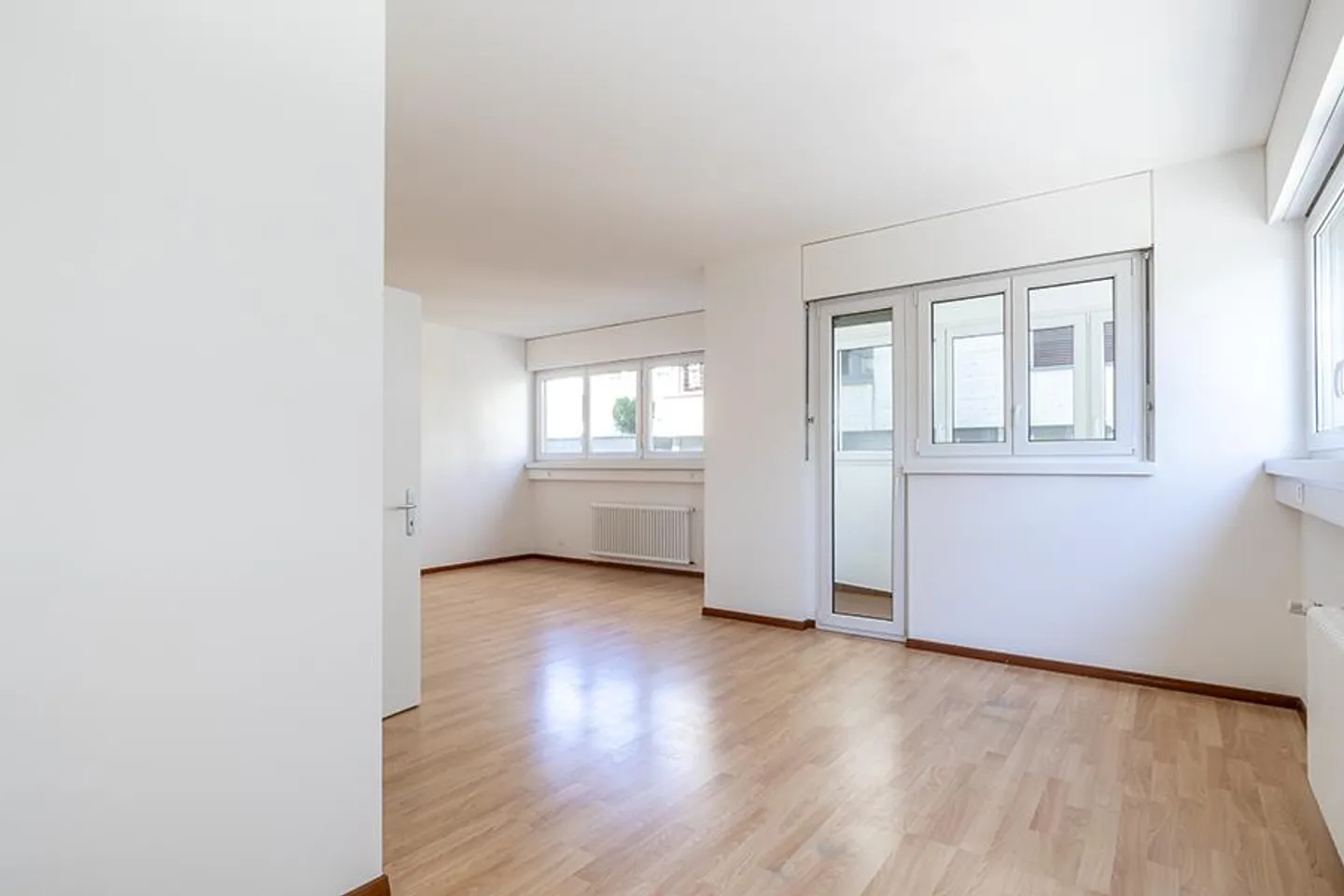 MODERNO E LUMINOSO UFFICIO A BESSO - Foto 3 di 9