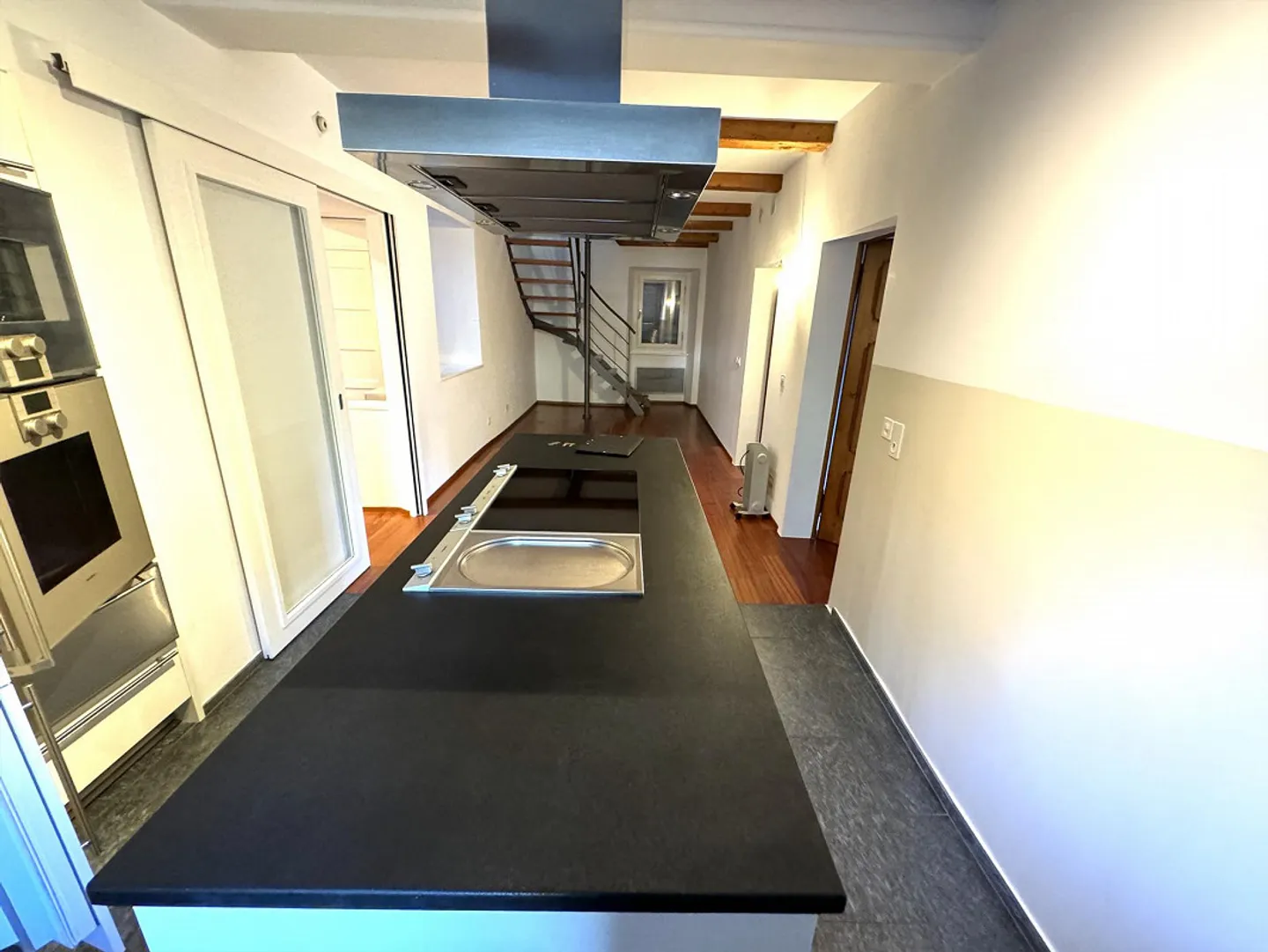 Appartamento duplex lussuoso di 5 ½ locali in una storica casa patrizia - Foto 11 di 23