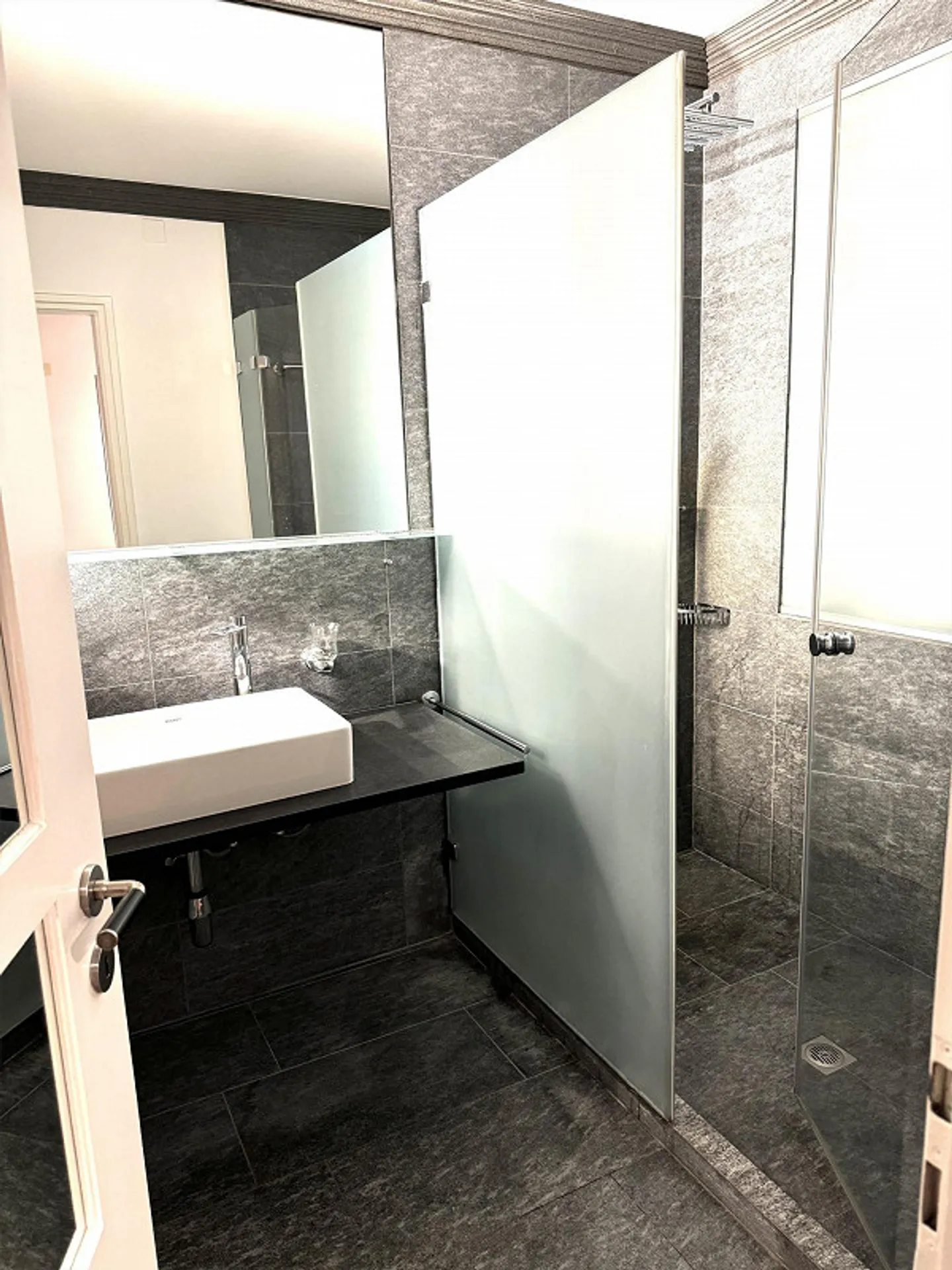 Appartamento duplex lussuoso di 5 ½ locali in una storica casa patrizia - Foto 15 di 23