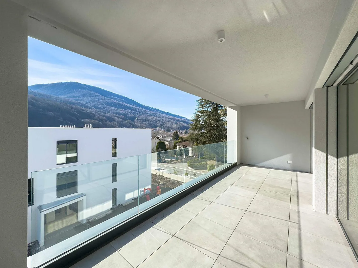 Penthouse moderne 2.5 pièces à Monteggio - Photo 4 sur 7