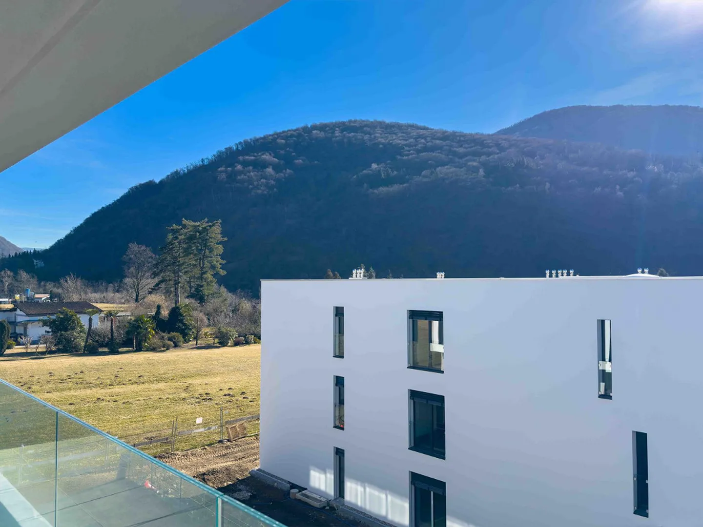 Penthouse moderne 2.5 pièces à Monteggio - Photo 5 sur 7