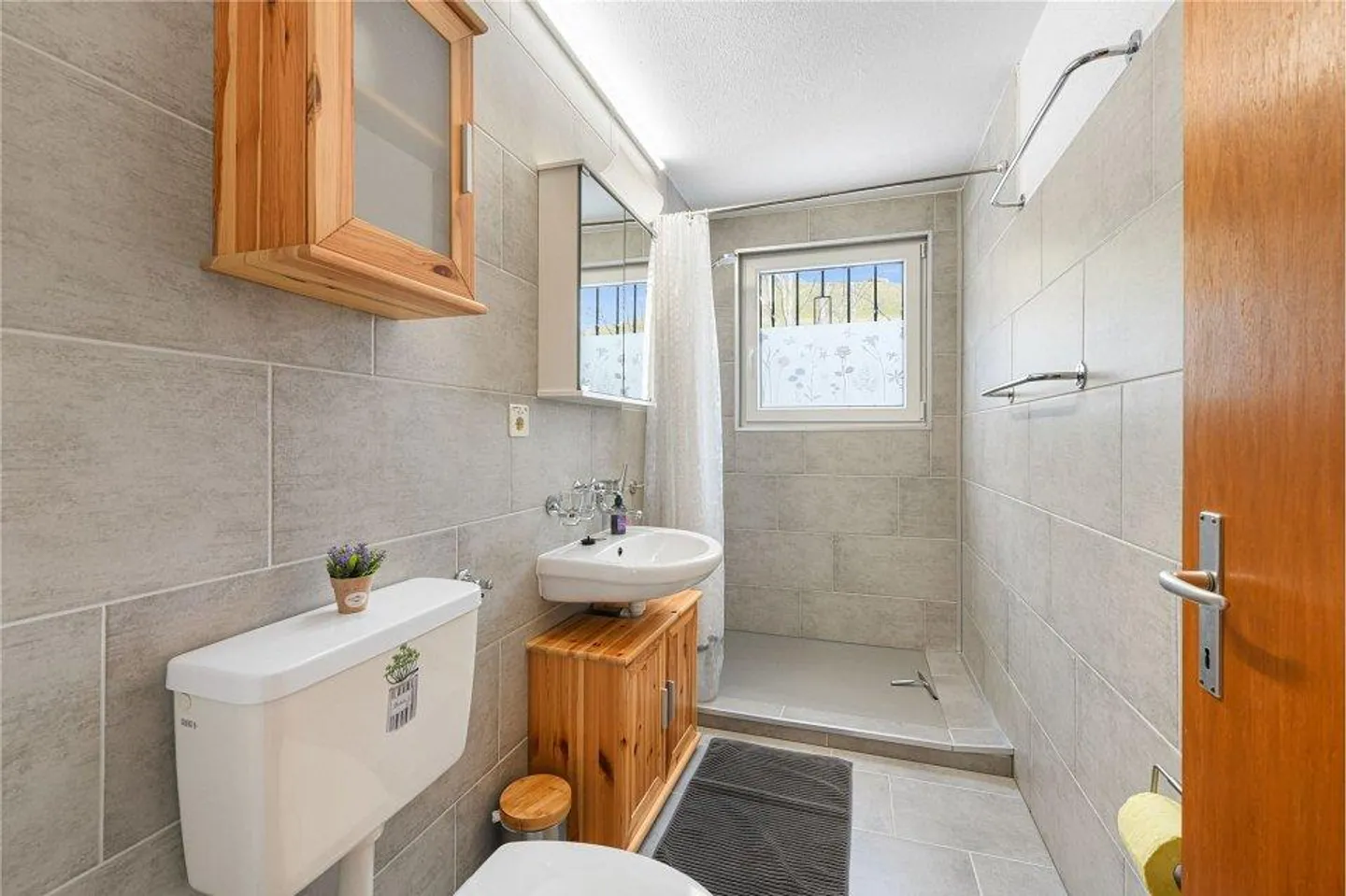 House with 6 rooms - Photo 13 of 13