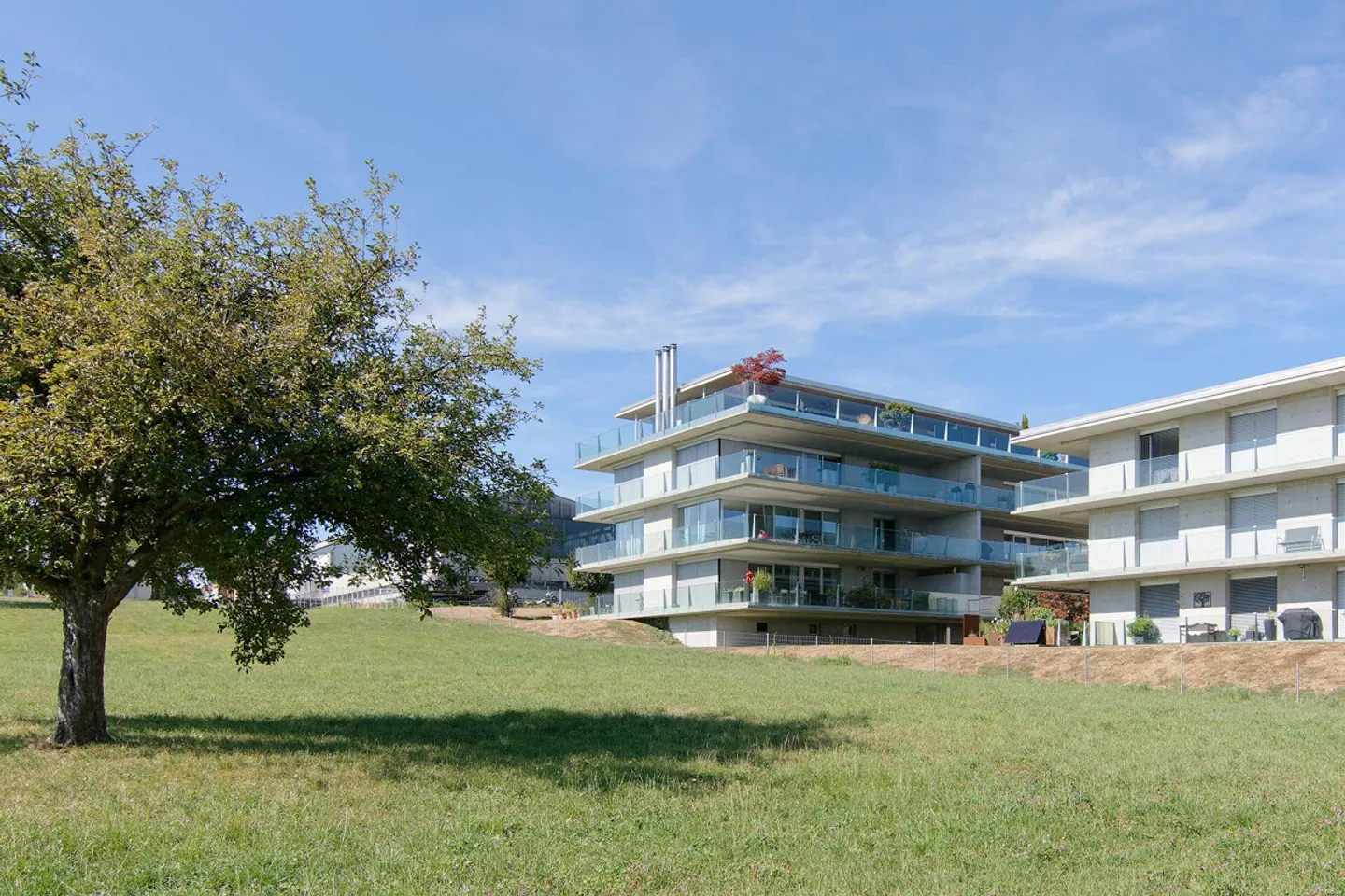 Appartement en copropriété de 3,5 à 5,5 pièces avec vue sur le lac - Photo 16 sur 23
