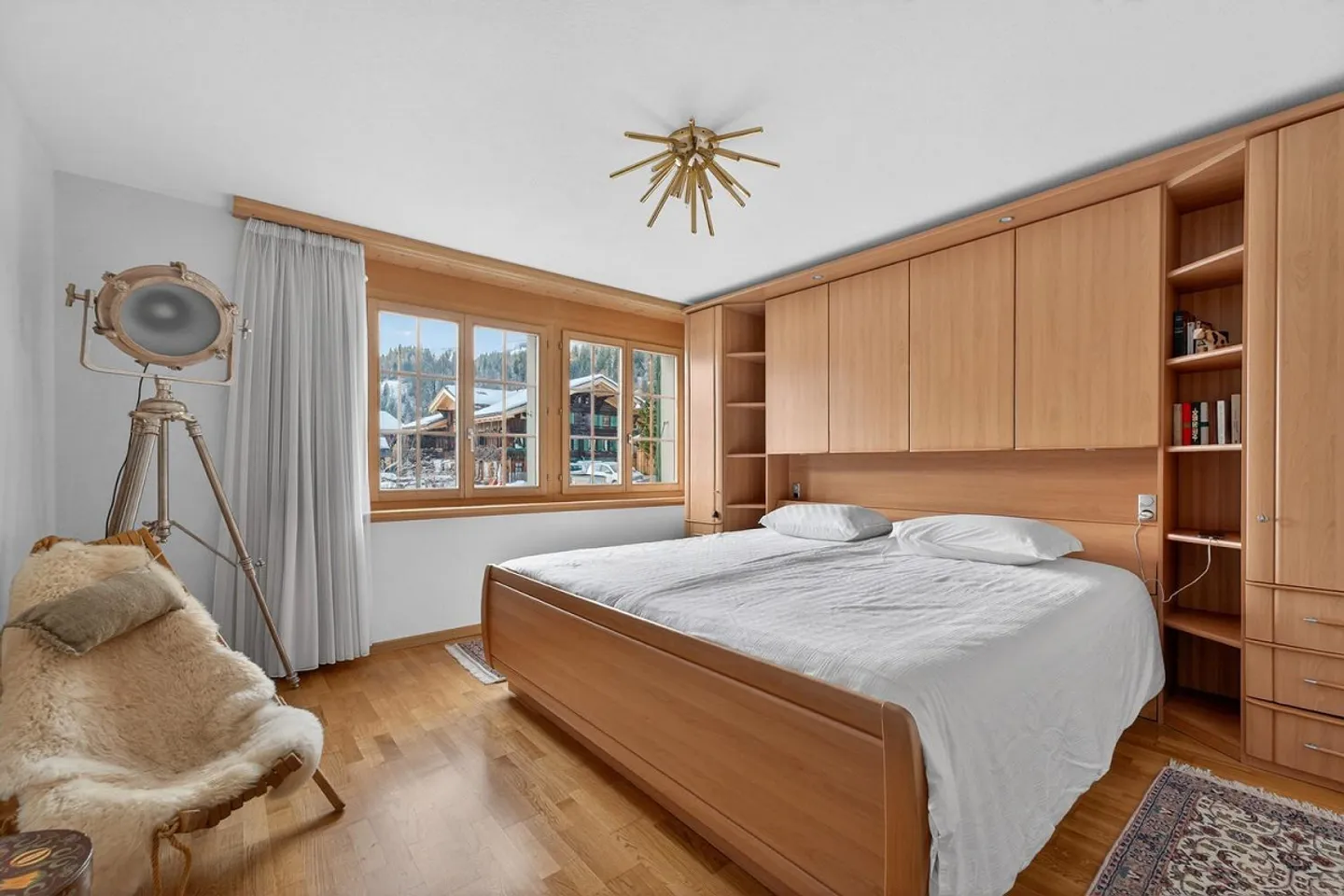 Appartamento di 3½ stanze in proprietà nel centro storico del villaggio di Saanen - Foto 12 di 13