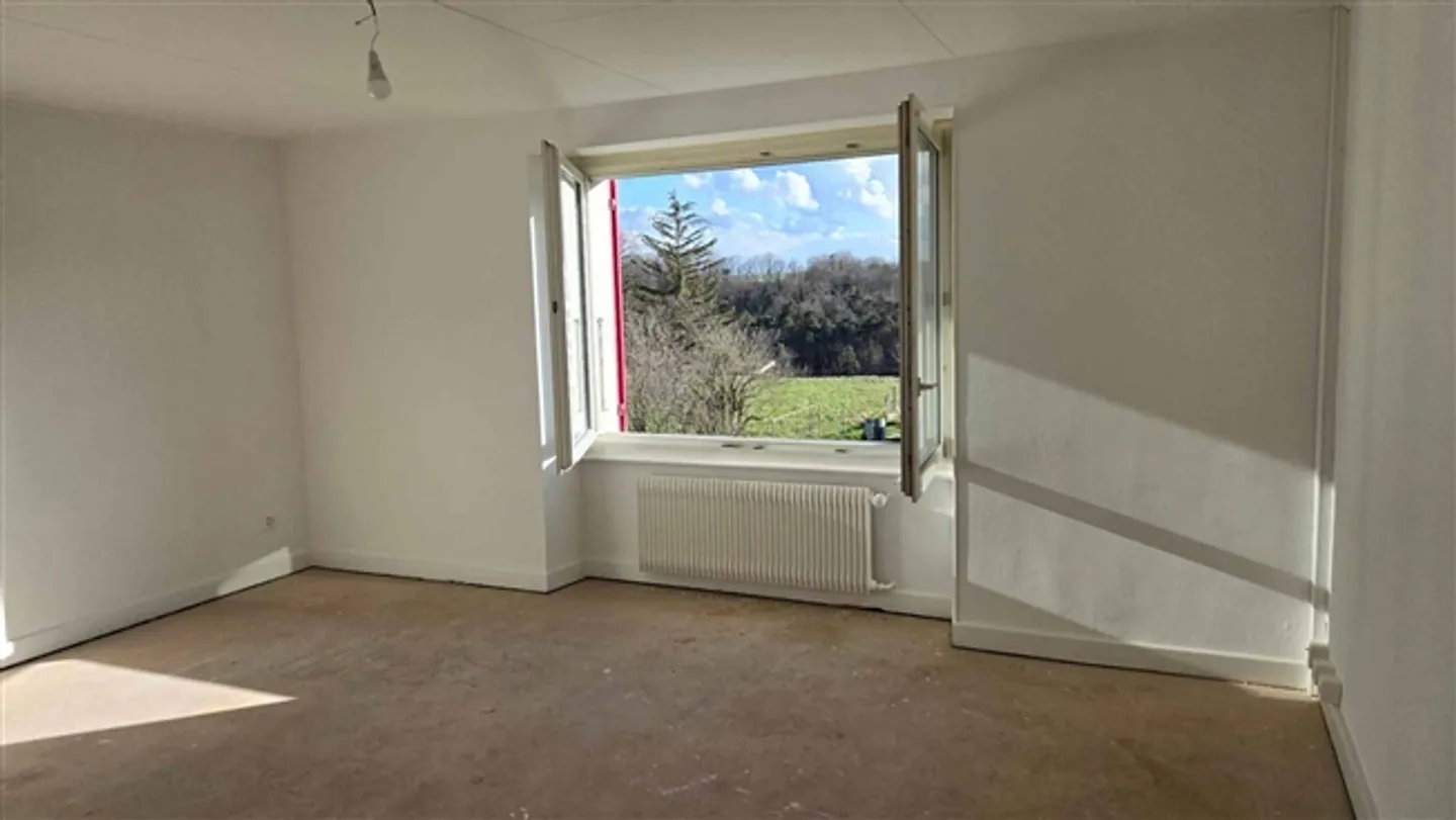 3.5-room apartment for rent - Photo 2 of 2