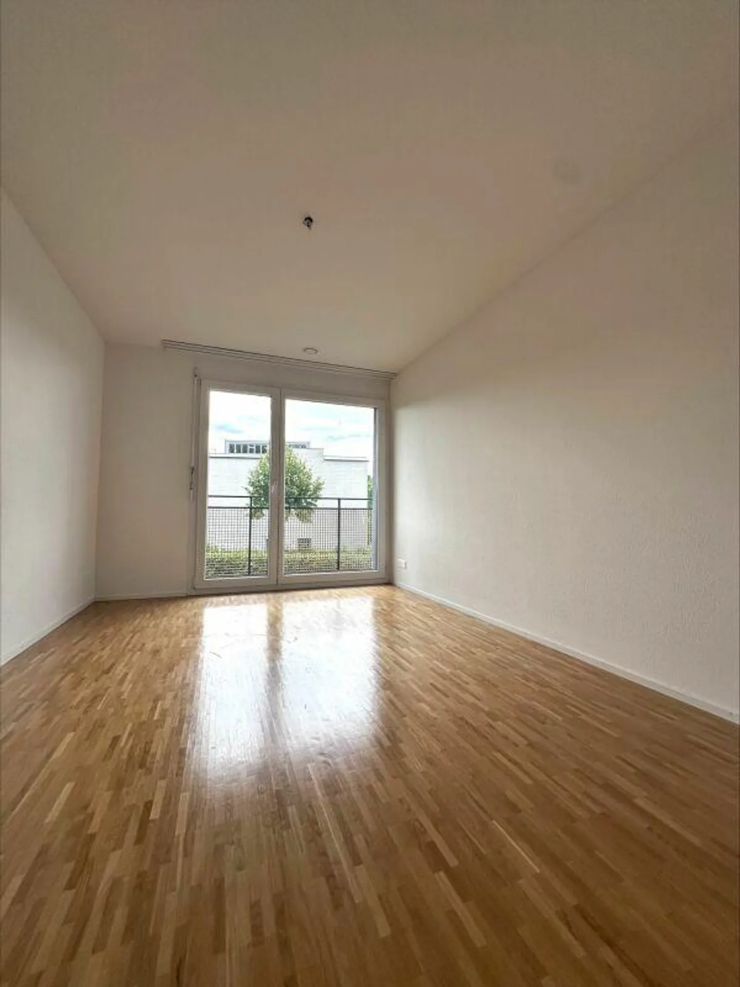 Helle 4.5-Zimmer-Wohnung - Foto 5 von 12