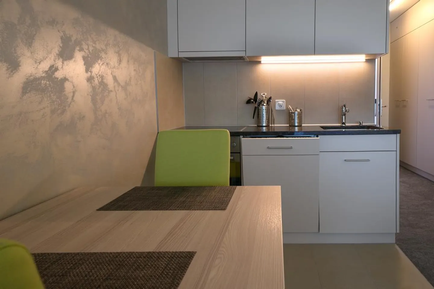 Furnished 1-room apartment in Hinterforst - available immediately - Photo 3 of 11