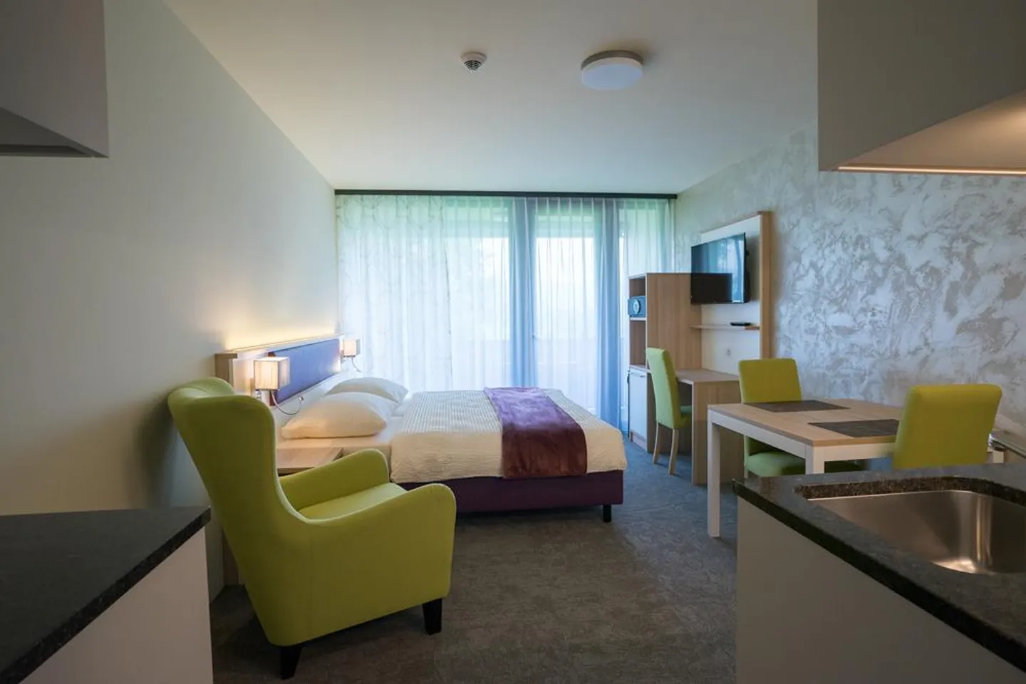 Furnished 1-room apartment in Hinterforst - available immediately - Photo 10 of 11